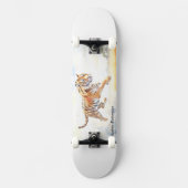 Tiger in Aktion 3 Skateboard (Vorderseite)