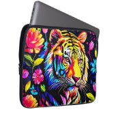 Tiger in einem Blumentraum Laptopschutzhülle (Vorne Rechts)