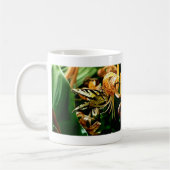 Tiger Lily and Butterfly Kaffeetasse (Links)