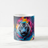 Tiger mit mystischem und ätherischem Aussehen Kaffeetasse (Mittel)