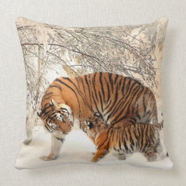 Tiger Mother and Cub Throw Pillow 20" x 20" Kissen