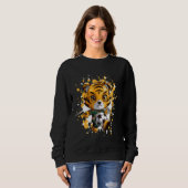 Tiger Playing Soccer Niedliches Comic Sweatshirt (Vorne ganz)