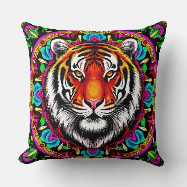 Tiger Portrait mit Mandala Design Kissen (Vorderseite)