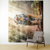 Tiger Roaring in einem Dschungel im Hintergrund Wandteppich (Beispiel)