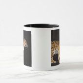 Tiger stehend auf Plattform Tasse (Zentrum)