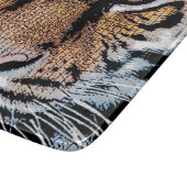 Tiger Streifen Portrait in Grafik-Press-Stil Schneidebrett (Ecke)