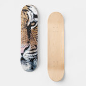 Tiger Streifen Portrait in Grafik-Press-Stil Skateboard (Vorderseite)
