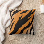 Tiger Stripe design on throw cushion Kissen (Decke)