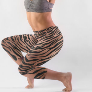 Tiger Stripes Animal Fur Metallische Rose Gold Capri Leggings