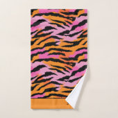 Tiger Stripes Animal Print Lavendel & Orange Name Badhandtuch Set (Handtuch)