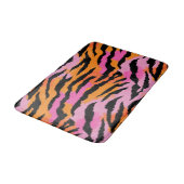 Tiger Stripes Animal Print Lavender & Orange Girl Badematte (Schrägansicht)