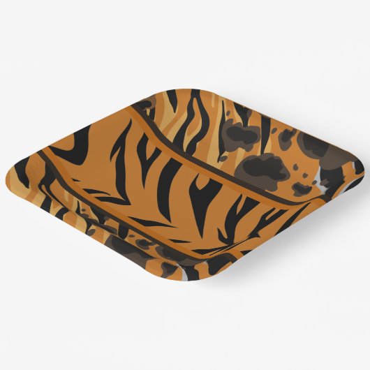 Tiger Stripes Animal Print Pappteller (Gewinkelt)