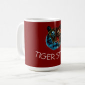 Tiger Style – Wilde Energie Grafik Kaffeetasse (Vorderseite Links)