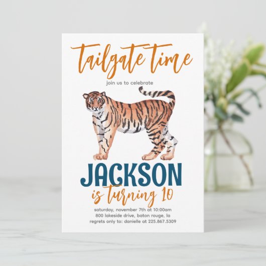 Tiger Tailgate Birthday Invite Einladung (Stehend Vorderseite)