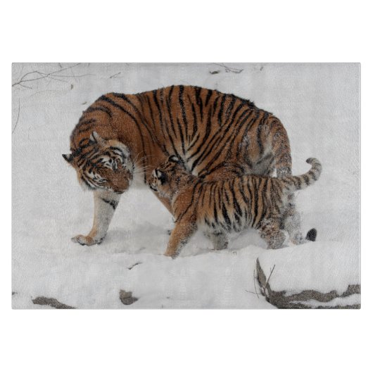 Tiger und Jungtier im Schnee Schneidebrett (Vorderseite)