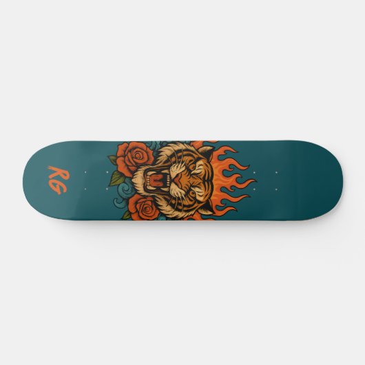 Tiger und Rose mit Monogramm Skateboard (Horizontal)