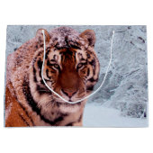Tiger und Schnee Große Geschenktüte (Vorderseite)