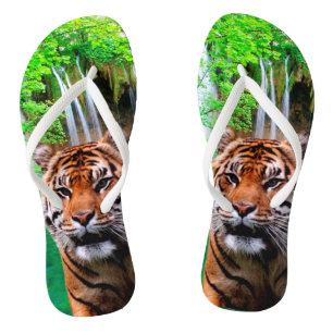 Tiger und Wasserfall Badesandalen