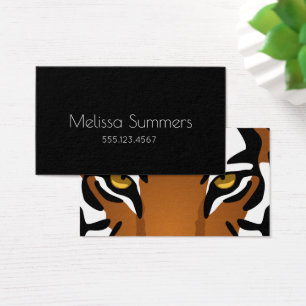 Tiger, wilde Katze auf schwarz