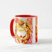 Tigergelbe Katze Rote Whimsical Hintergrund Tasse (Vorderseite Links)