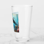 Tigerhai und Korallenriff Glas (Links)