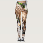 Tigerjunges, das unten Baum-Leggings klettert Leggings (Vorderseite)