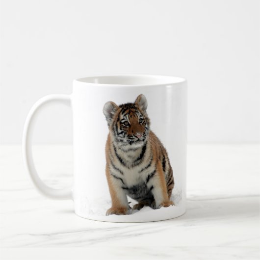 Tigerjunges im Schnee Fotografie Kaffeetasse (Links)