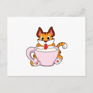 Tigerkatze mit Milchcup.PNG Postkarte