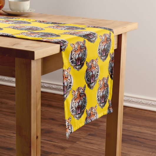 Tigerkopf-Musterdesign gelb Kurzer Tischläufer