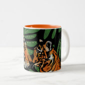 Tigermum und cub Zwei-Tone-Tasse Zweifarbige Tasse (VorderseiteRechts)