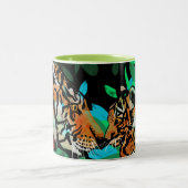 Tigermum und cub Zwei-Tone-Tasse Zweifarbige Tasse (Mittel)