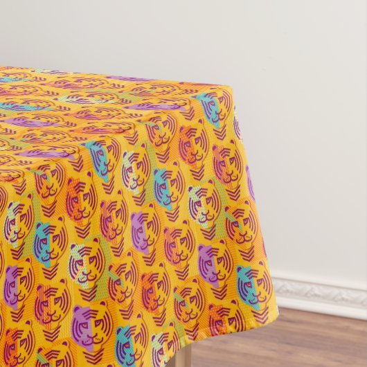 Tigermuster auf dunkelgelbem Hintergrund Tischdecke (Beispiel)