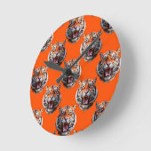 Tigermusterdesign Orange Runde Wanduhr (Winkel)