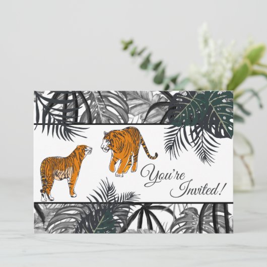 Tigers and Palm Fronds Tropischer Dschungel Hochze Einladung (Stehend Vorderseite)