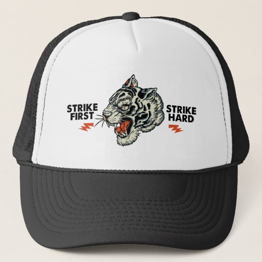 Tigertattoo slogan strike first hard truckerkappe (Vorderseite)
