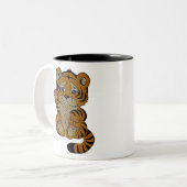 Tigerwürfel Zweifarbige Tasse (Vorderseite Links)