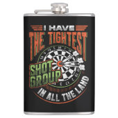 Tightest Shot Group im Land Dart Flask 8 oz. Flachmann (Vorderseite)