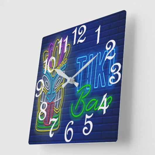 Tiki Bar Quadratische Wanduhr (Winkel)