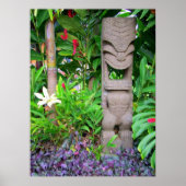 Tiki im Garten Poster (Vorne)