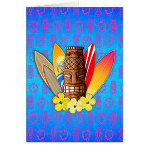 Tiki Maske und Surfbretter