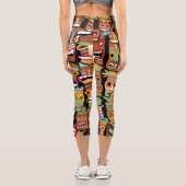 TIKI Muster 5 Capri Leggings (Rückseite)