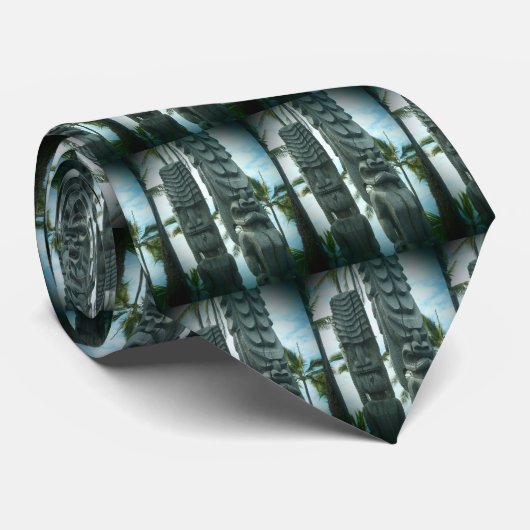 Tiki-Statue Krawatte (Gerollt)