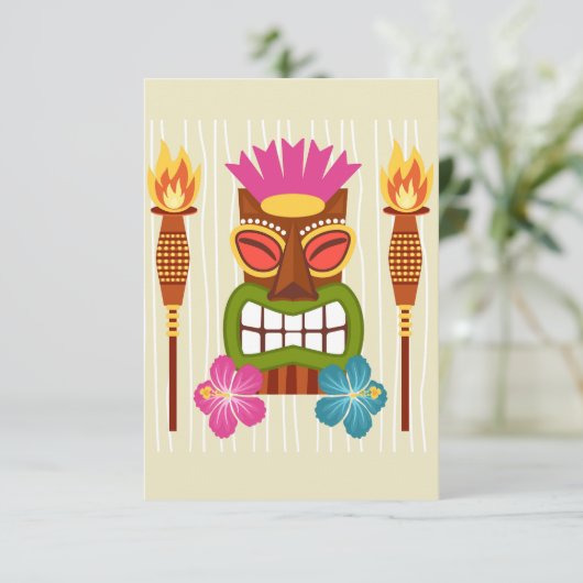 Tiki Statue, Torches und Hibiskus Blume Dankeskarte (Stehend Vorderseite)