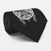 Tiki Warrior Turtle Tattoo Krawatte (Gerollt)