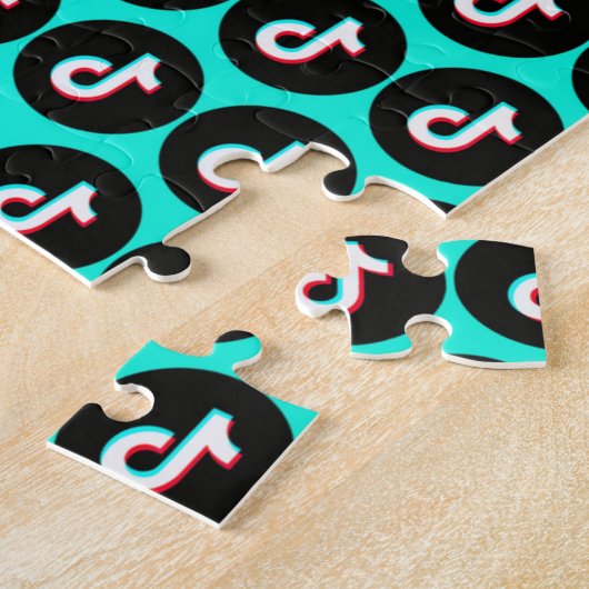 TikTok Jigsaw Puzzle (Seite)