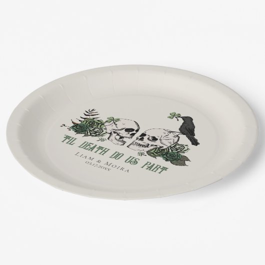 Til Death Gothic St Patricks Day Floral Skull Pappteller (Schrägansicht)