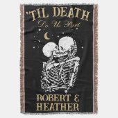 Til Death Skeleton Goth Wedding Decke Personalisie (Vorderseite Vertikal)