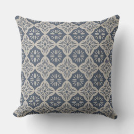 Tile casablanca graphic in denim and taupe pattern kissen