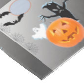 Tiled Ghost Pumpkin Bats Halloween Design Tischdecke (Schrägansicht)