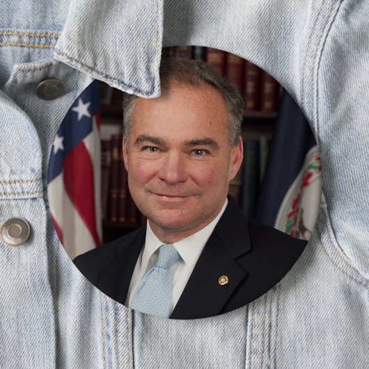 Tim Kaine ENORMER Knopf/Button Button (Beispiel)